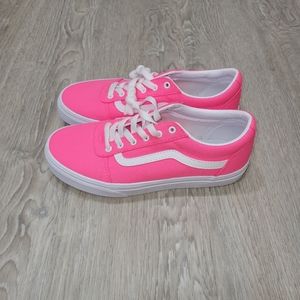 Women's Vans Pink US Missy 5